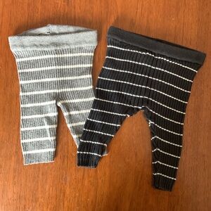 🍊5/$25 GAP and Carters Baby Black and Grey Striped Knit Pants Bundle size 3m